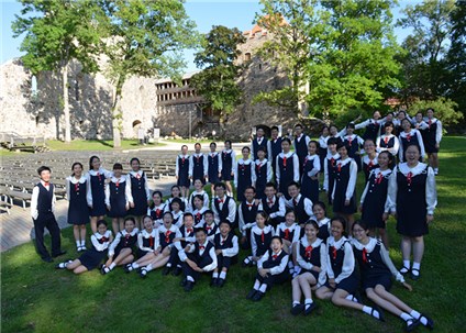 "我们的歌"杨鸿年与中国交响乐团附属少年及女子合唱团建团35周年音乐