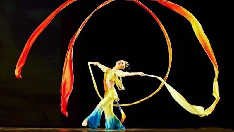 谈球吧体育app：第六届中国国际芭蕾演出季收官名家同台共竞演绎经典佳作