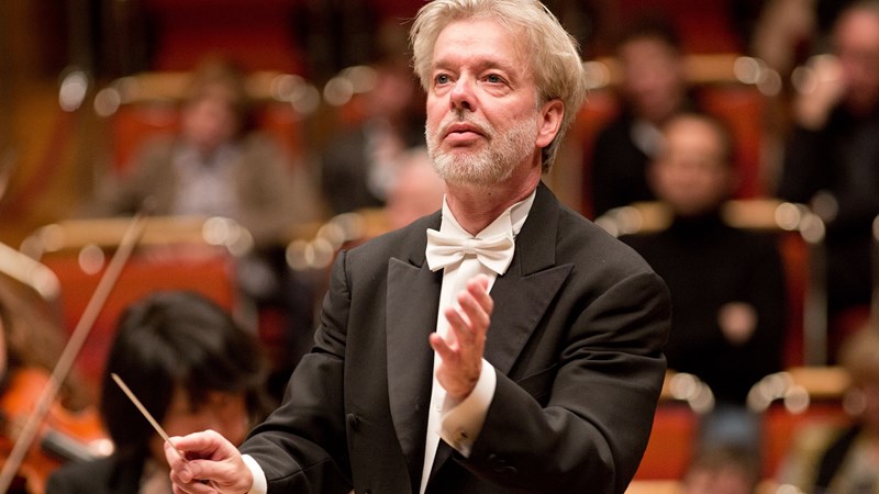 尤卡-佩卡·萨拉斯特将率科隆西德广播交响乐