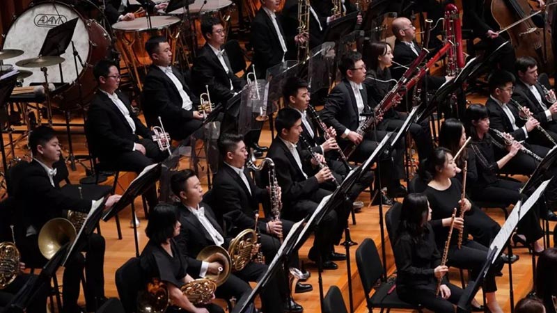 国家大剧院管弦乐团倾情演绎马勒《d大调第一号交响曲"巨人"》.