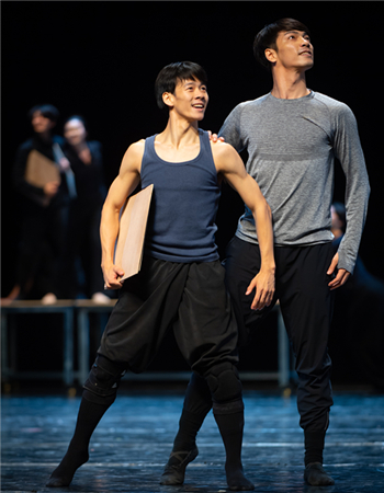 国家大剧院与北京舞蹈学院联合出品原创舞蹈诗剧《杨家岭的春天》