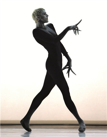 编舞家马约率领蒙特卡洛芭蕾舞团抵京