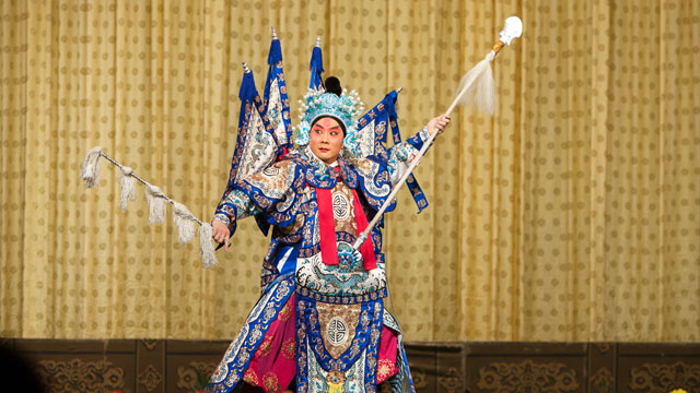 取材自古典文学名著《三国演义》,由国家京剧院著名导演司欣执导